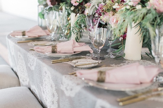 blush-and-burgundy-wedding-ideas