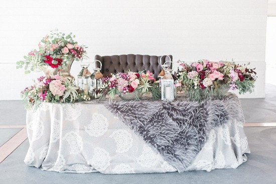 blush-and-burgundy-wedding-ideas