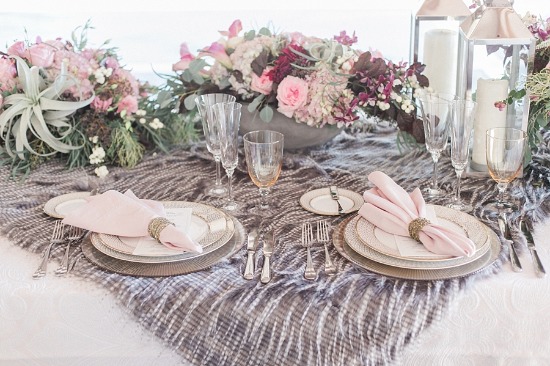 blush-and-burgundy-wedding-ideas