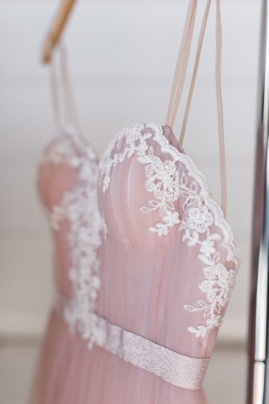 blush-and-burgundy-wedding-ideas