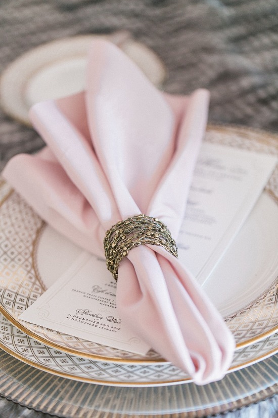 blush-and-burgundy-wedding-ideas