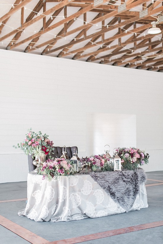 blush-and-burgundy-wedding-ideas