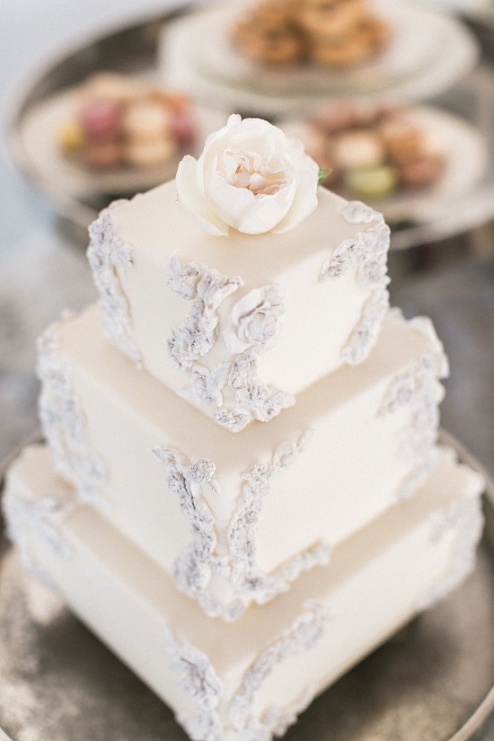 blush-and-burgundy-wedding-ideas