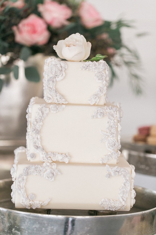 blush-and-burgundy-wedding-ideas