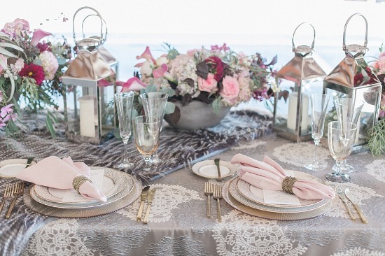 blush-and-burgundy-wedding-ideas