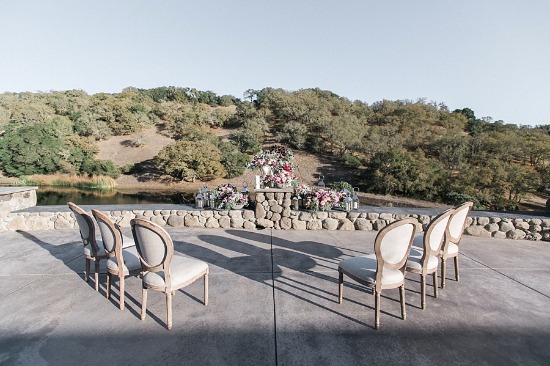 blush-and-burgundy-wedding-ideas