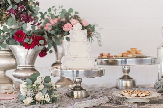 blush-and-burgundy-wedding-ideas