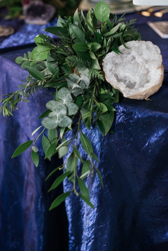 geode-inspired-wedding