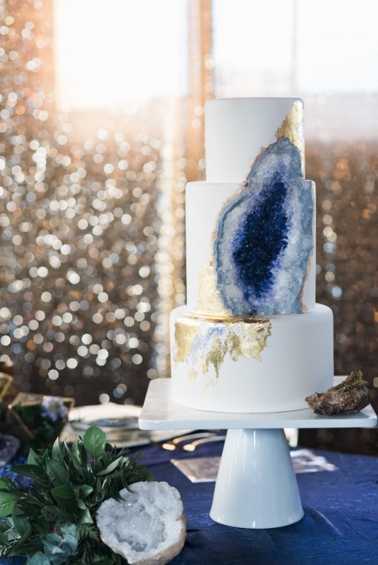 geode-inspired-wedding