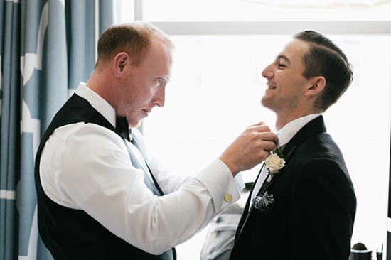 gold-white-and-navy-glam-wedding
