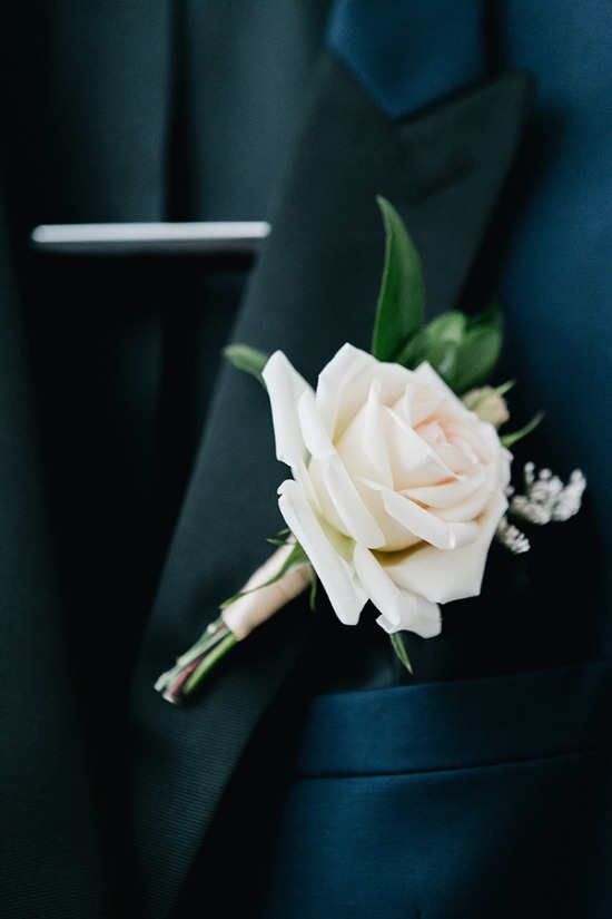 gold-white-and-navy-glam-wedding