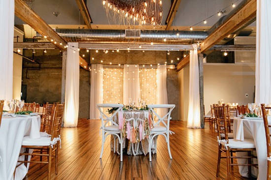 gold-white-and-navy-glam-wedding