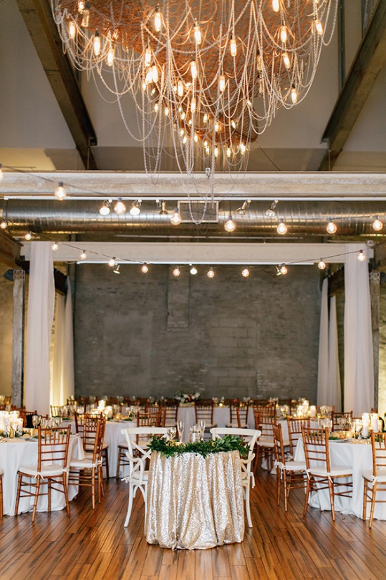 gold-white-and-navy-glam-wedding