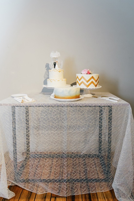 gold-white-and-navy-glam-wedding