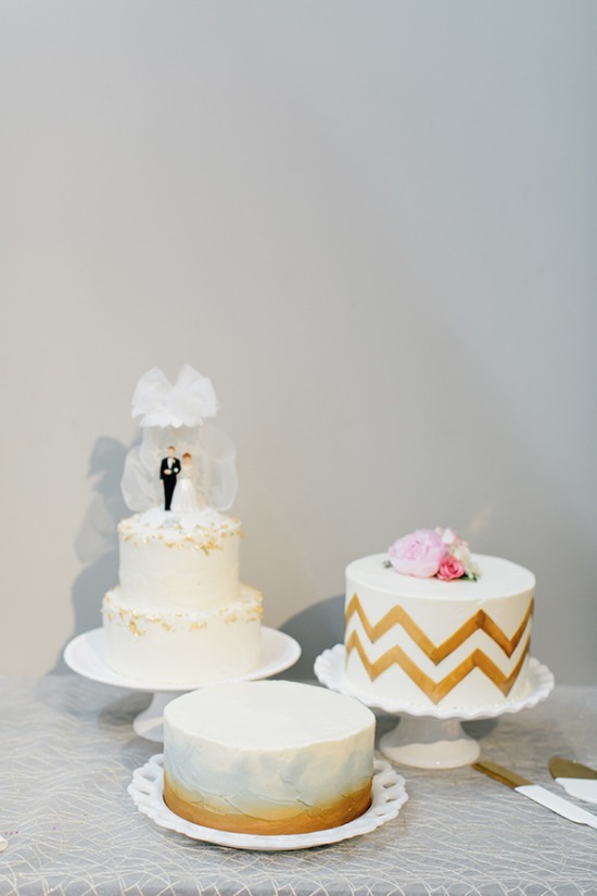 gold-white-and-navy-glam-wedding