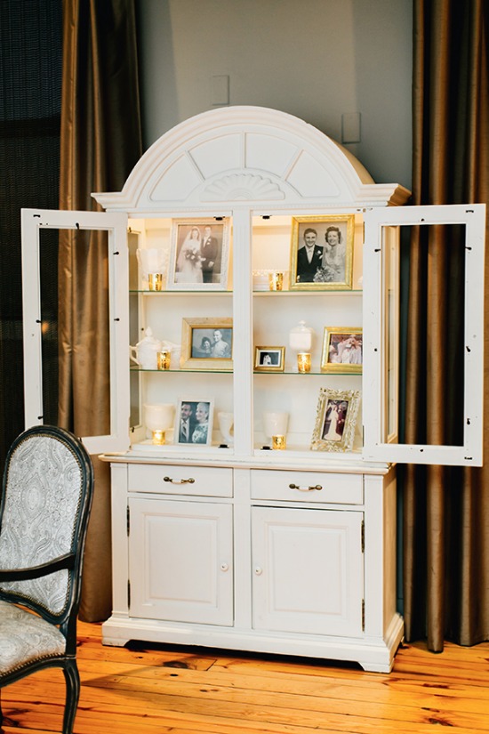 gold-white-and-navy-glam-wedding