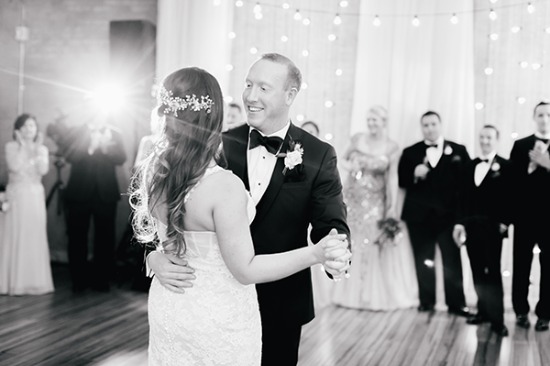 gold-white-and-navy-glam-wedding