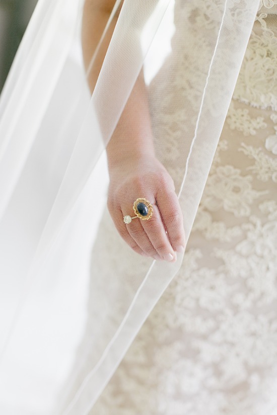 gold-white-and-navy-glam-wedding