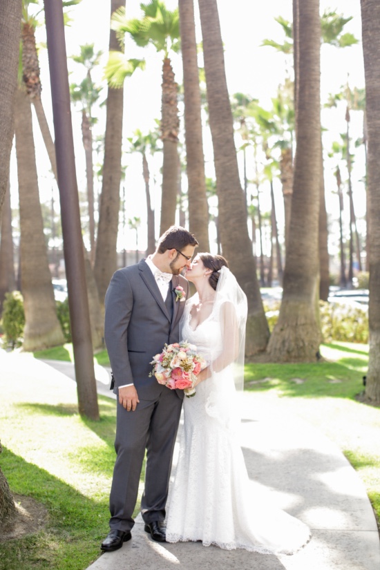 gray-peach-and-gold-wedding