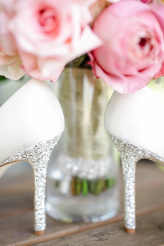 gray-peach-and-gold-wedding