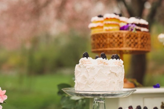 how-to-set-up-a-shabby-chic-dessert
