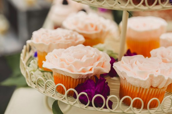 how-to-set-up-a-shabby-chic-dessert