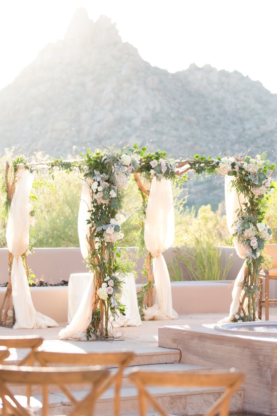 navy-and-pink-chic-desert-wedding