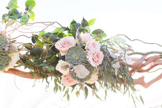 navy-and-pink-chic-desert-wedding