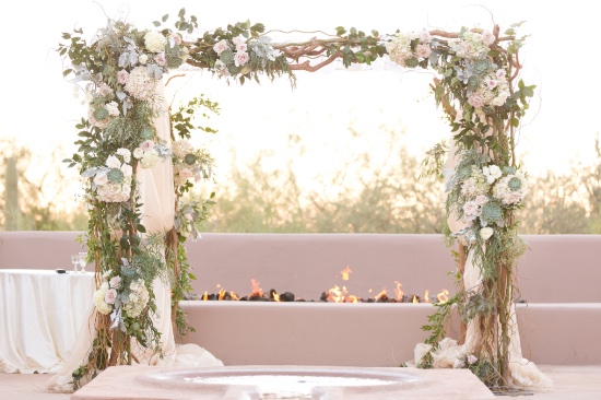 navy-and-pink-chic-desert-wedding