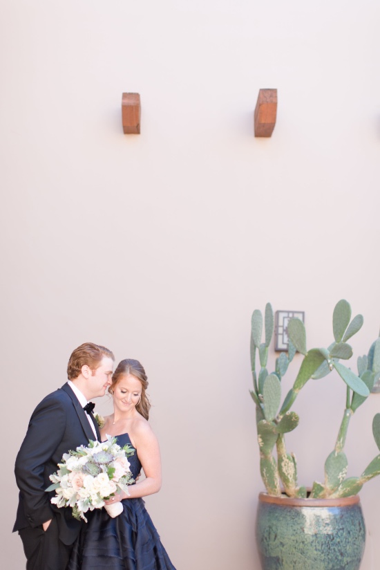 navy-and-pink-chic-desert-wedding