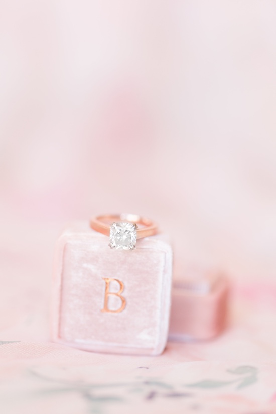 navy-and-pink-chic-desert-wedding