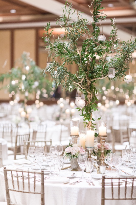 navy-and-pink-chic-desert-wedding