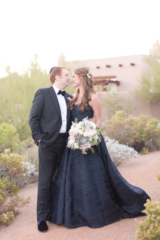 navy-and-pink-chic-desert-wedding