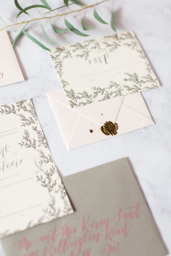 pink-and-grey-organic-modern-wedding