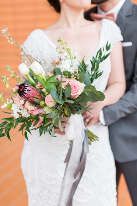 pink-and-grey-organic-modern-wedding