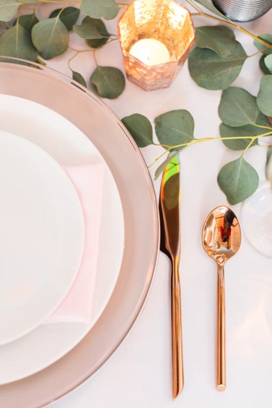 pink-and-grey-organic-modern-wedding