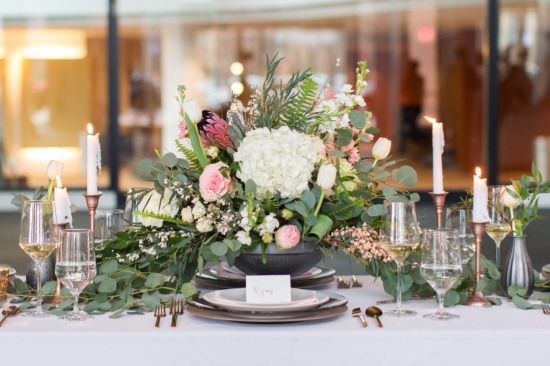 pink-and-grey-organic-modern-wedding