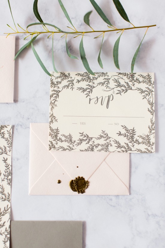 pink-and-grey-organic-modern-wedding