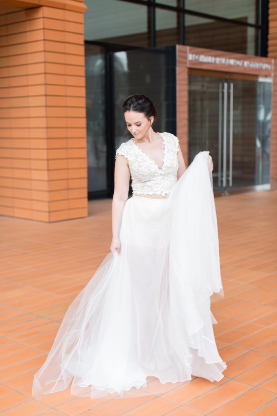 pink-and-grey-organic-modern-wedding