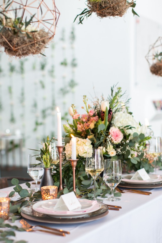 pink-and-grey-organic-modern-wedding