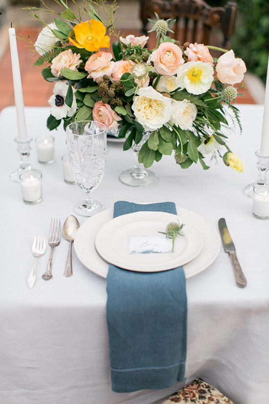 soft romantic wedding table decor