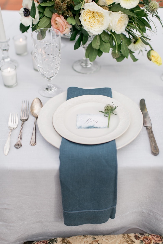 romantic-vow-renewal-at-sydonie-mansion