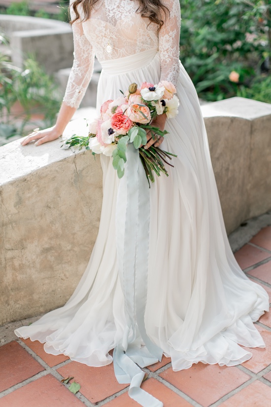 romantic-vow-renewal-at-sydonie-mansion