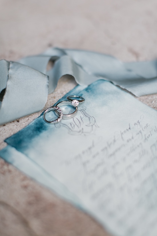 romantic-vow-renewal-at-sydonie-mansion