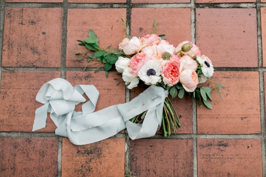 romantic-vow-renewal-at-sydonie-mansion