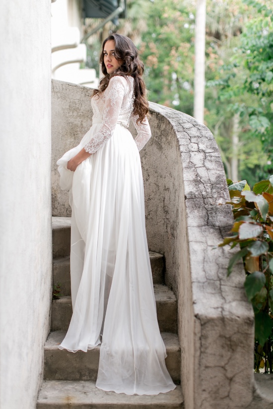 romantic-vow-renewal-at-sydonie-mansion