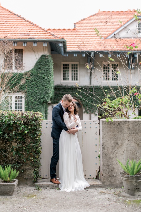 romantic-vow-renewal-at-sydonie-mansion