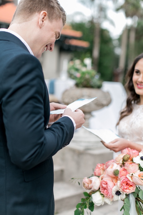 romantic-vow-renewal-at-sydonie-mansion