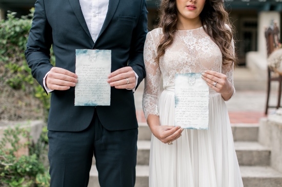 romantic-vow-renewal-at-sydonie-mansion