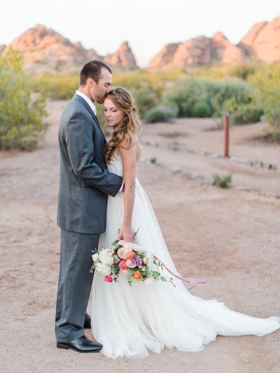 rustic-yet-elegant-desert-wedding